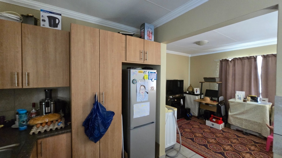 2 Bedroom Property for Sale in Pellissier Free State